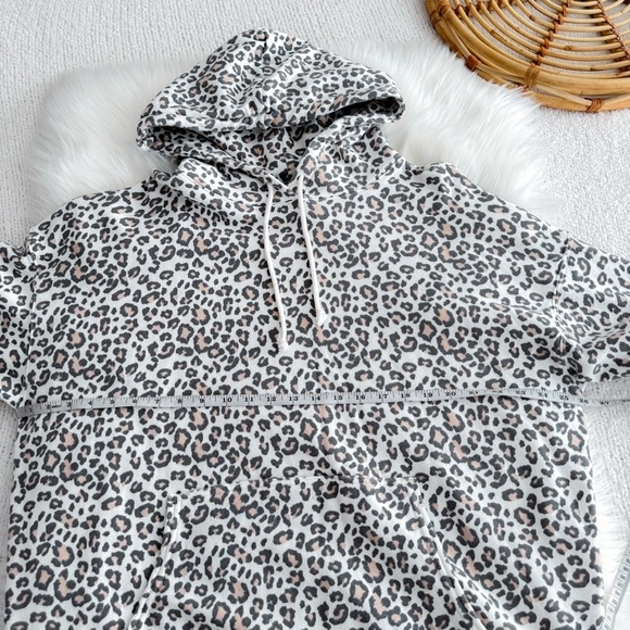 American Eagle Soft Hoodie Sweatshirt Jegging Fit Animal Print Leopard Cheetah - Picture 8 of 10